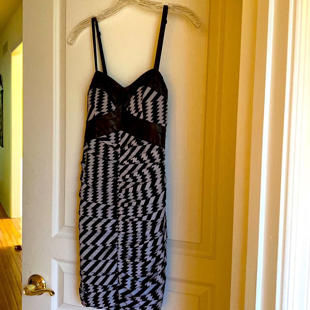 Entry Women's  Bustier Bodycon Dress, size Medium